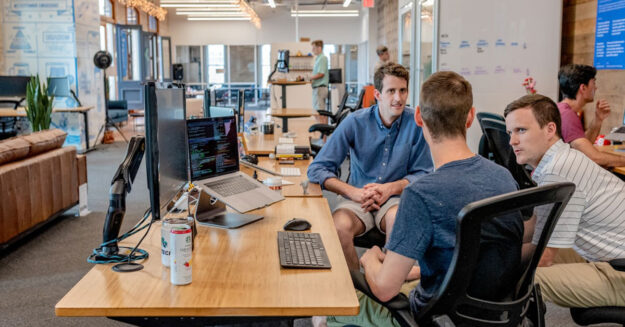 nearshore-vs-offshore-software-outsourcing